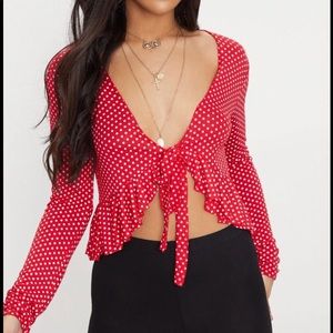 Pretty Little Thing crop top